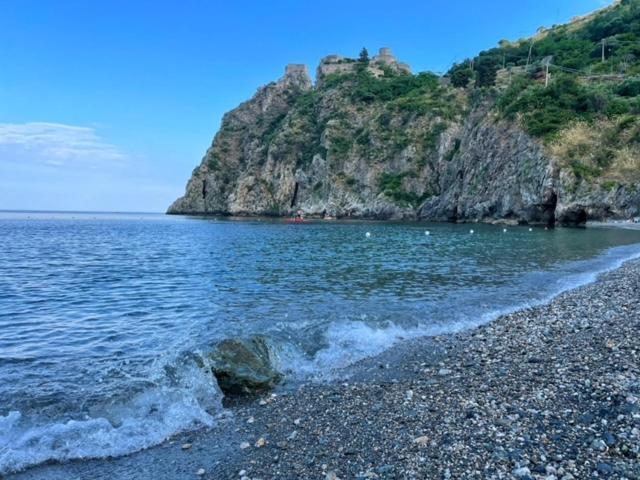 Incantevole Appartamento Taormina SantʼAlessio Siculo 外观 照片